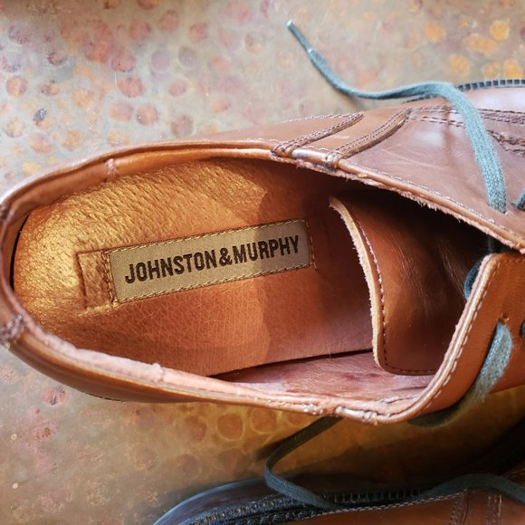 Johnston & Murphy Men's Brown Leather Square Toe Oxfords - Picture 7 of 7